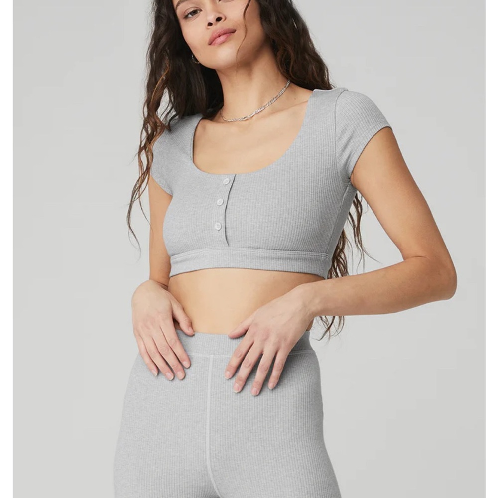Alo Yoga Blissful Henley Bra Top  Gray Ribbed Crop Top Bra s small NEW WITH TAGS